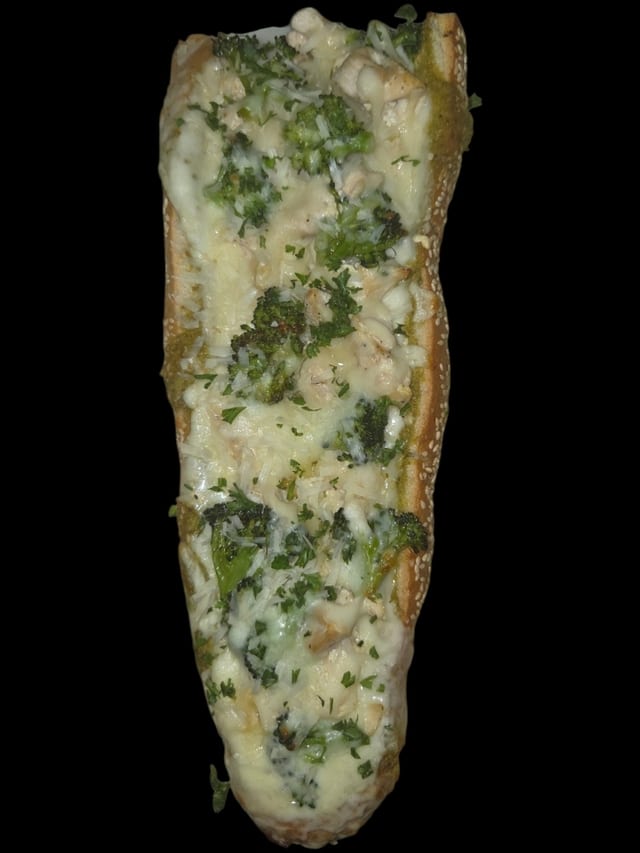 POLLO CON ALFREDO (CHICKEN BROCCOLI).