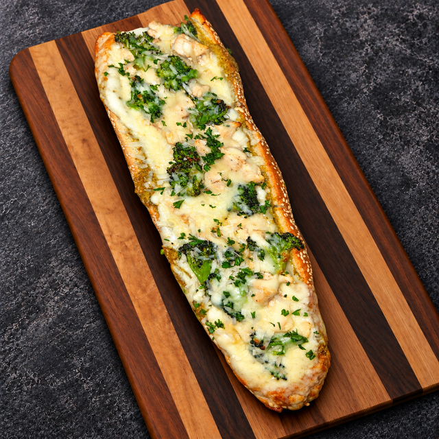 Pollo con Alfredo (Chicken Broccoli).